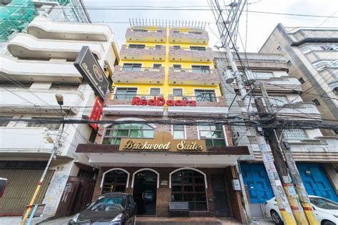 RedDoorz near SM San Lazaro Manila.